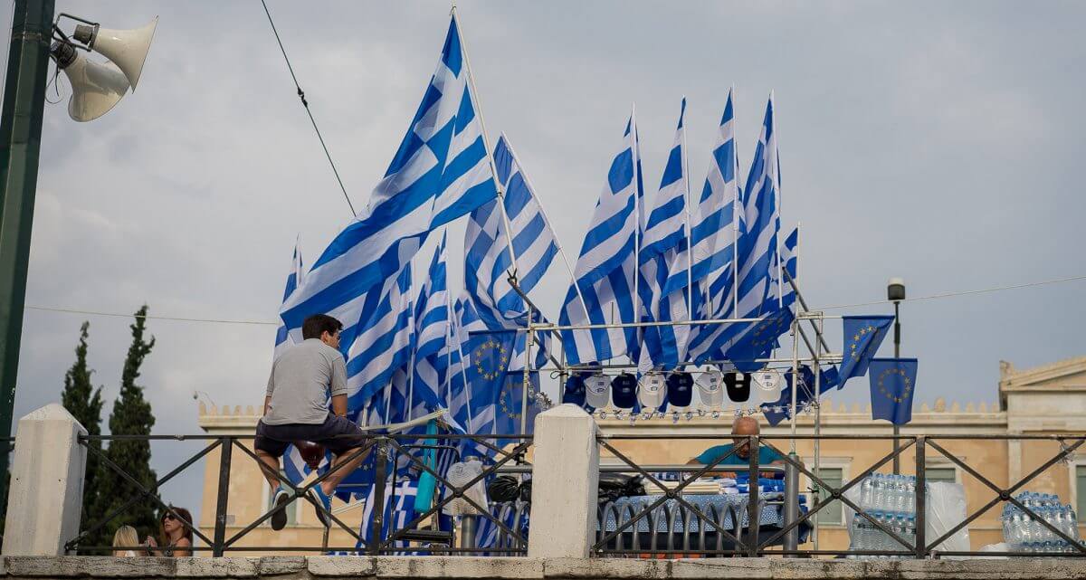 Σταθερές και Ανατροπές στις Απόψεις των Ελλήνων