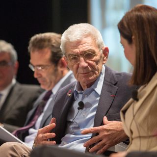 Ο Δήμαρχος Θεσσαλονίκης Γιάννης Μπουτάρης μίλησε στην εκδήλωση της διαΝΕΟσις στη Θεσσαλονίκη με αφορμή την παρουσίαση του βιβλίου "Χάρτης Εξόδου Από Την Κρίση - Ένα Νέο Παραγωγικό Μοντέλο Για Την Ελλάδα".