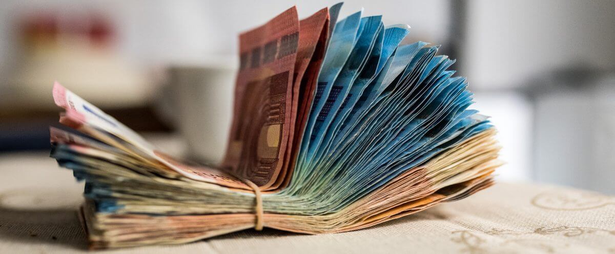 Αριθμοί: Η Χρήση Μετρητών Στις Χώρες Της Ευρωζώνης